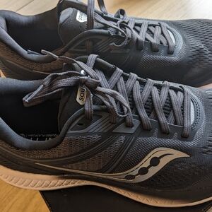 Saucony Men's Omni 19